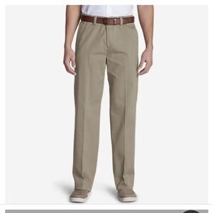 Men's Eddie Bauer Wrinkle Free Relaxed Fit Khaki Pants 34x32